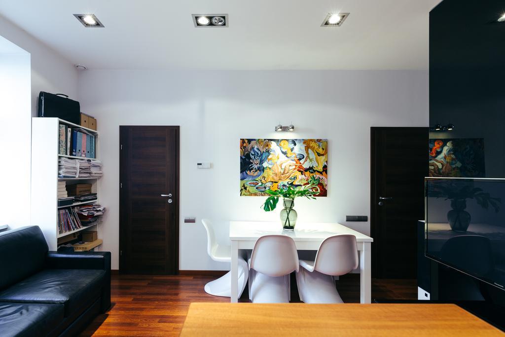 Apartment In The Strict City Centre Лодзь Экстерьер фото